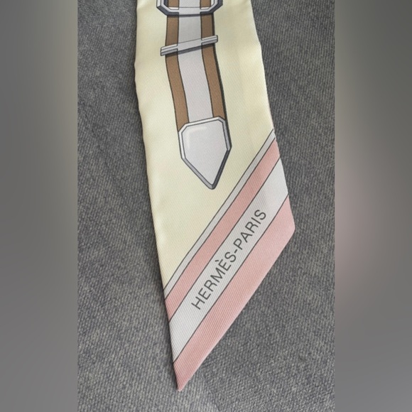 Hermes Grand Tralala Twilly - Picture 6 of 8